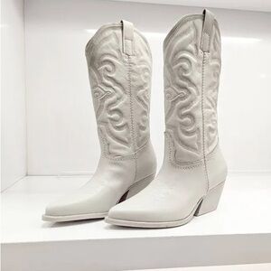 Steve Madden | White Cowboy Boots